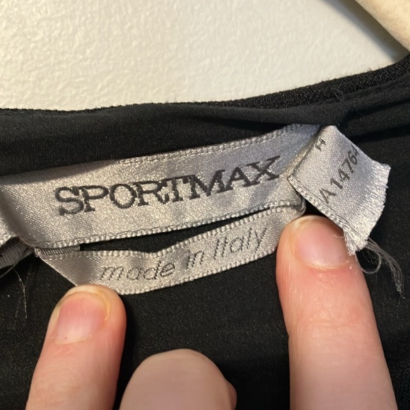 Sportmax Chic Black Textured Dress - Picture 3 of 7